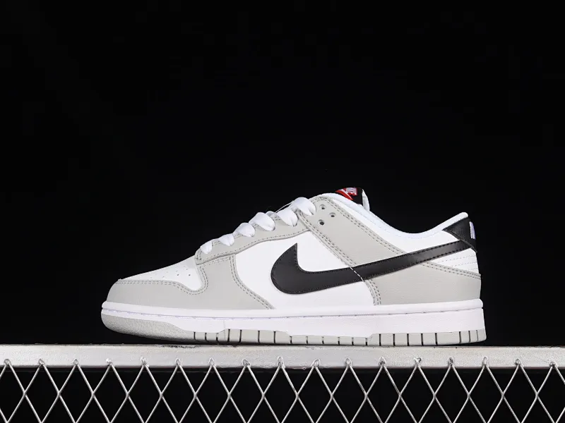 All Categories Nk SB Dunk Series Nk SB Dunk Low Low-top sneakers Nk Dunk SB Low Gray white and black scratch-off SB low-top sports and leisure sneakers DR9654-001